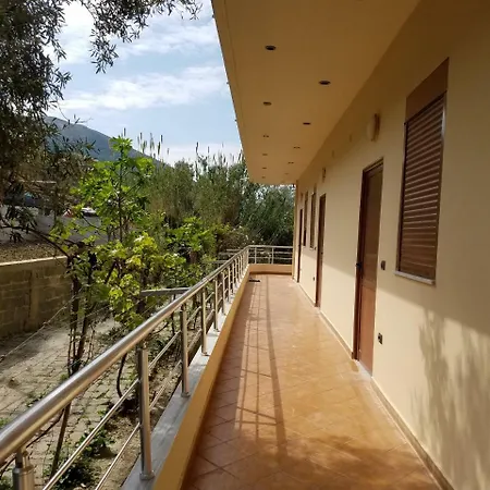 Vila Genos Lungomare Appart hôtel