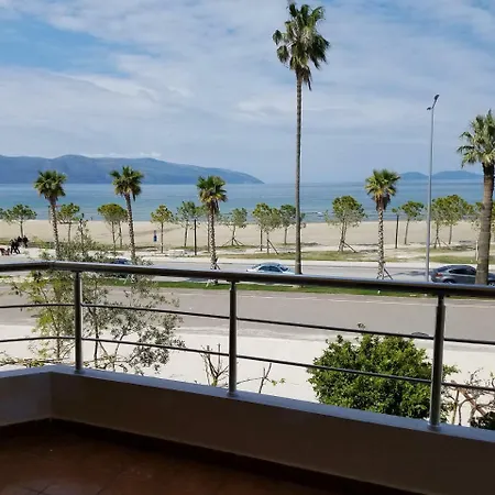 Aparthotel Vila Genos Lungomare