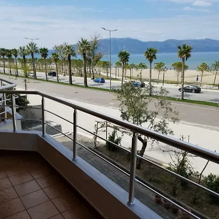 Vila Genos Lungomare Vlorë