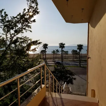 Aparthotel Vila Genos Lungomare Vlorë