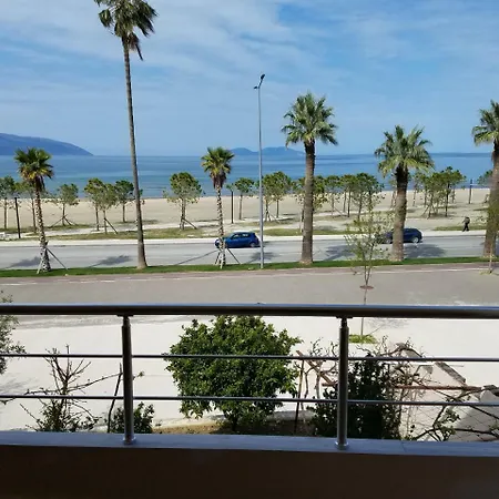 Vila Genos Lungomare Aparthotel Vlorë